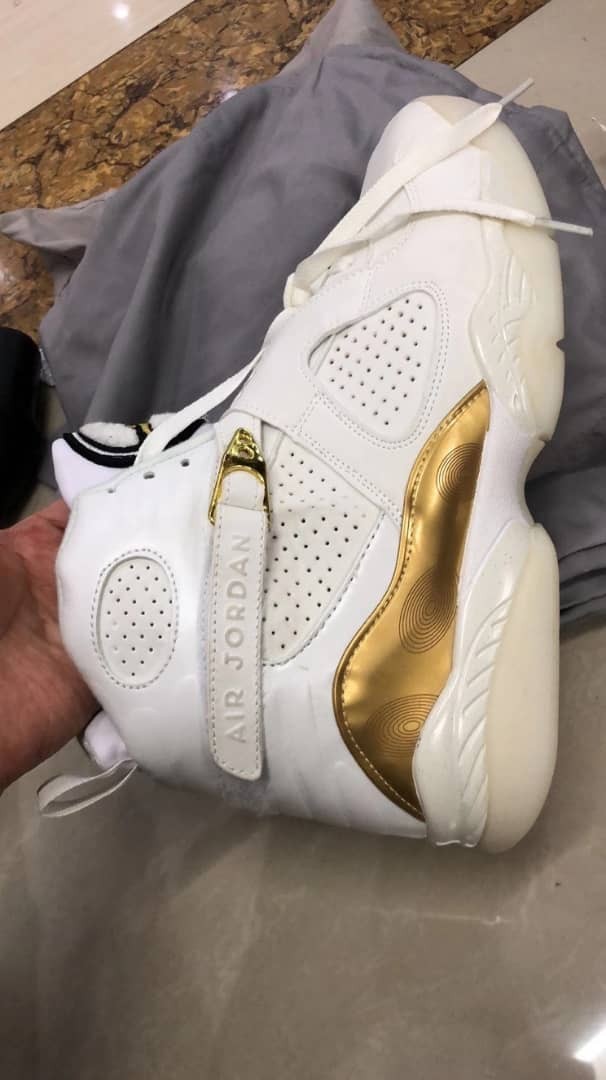 white and gold air jordan